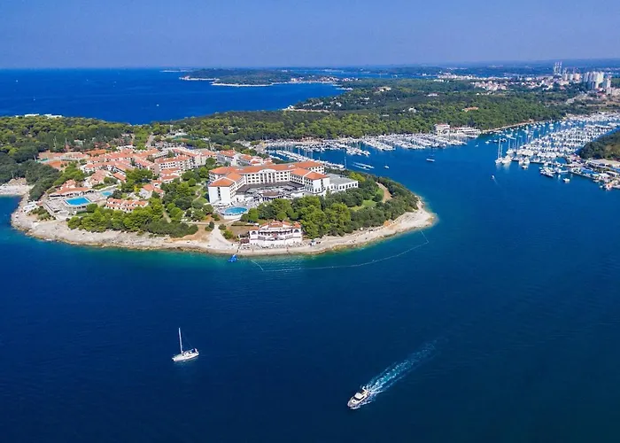 Wing 77 By Interhome Apartment *